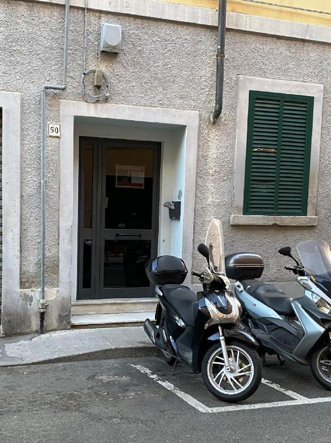 리보르노 Casamieli, Nuovo, Vicino Al Porto Al Mare E Al Centro 아파트 외부 사진